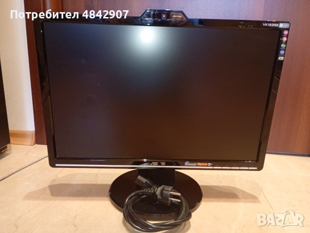 Монитор ASUS VK193SE 19" с камера и говорители – 1440x900, 5ms