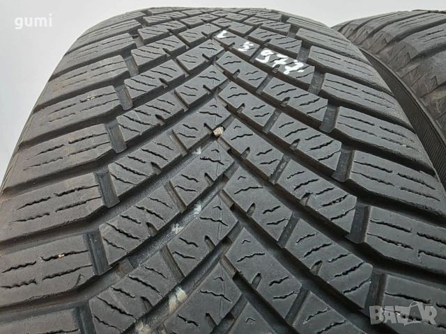 2бр зимни гуми 205/50/17 YOKOHAMA L05977 , снимка 2 - Гуми и джанти - 54953201