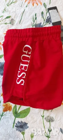 Дамски къси панталонки Guess , снимка 2 - Спортни екипи - 45761319
