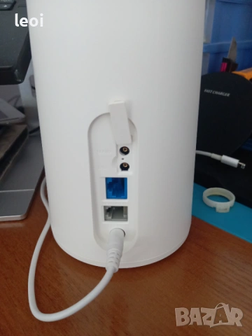 4G рутер Huawei B528 с отключен SIM за всички оператори, НОВ, снимка 3 - Рутери - 54837980
