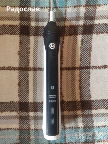  електрическа четка за зъби BRAUN Oral - B