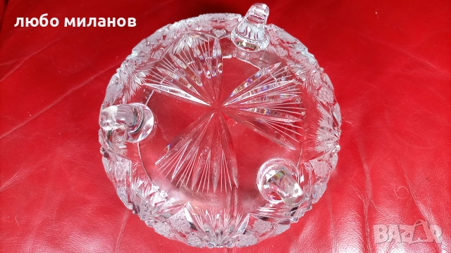 Разкошна кристална бонбониера, сухи мезета, ръчна гравюра, крачета, снимка 5 - Други - 55239384