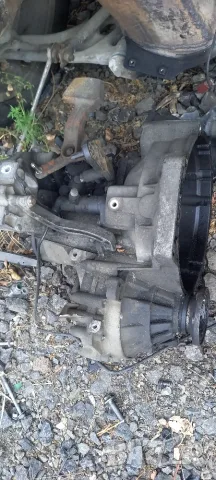 Ръчна скоростна кутия VW Passat B6 1.9 TDI, снимка 2 - Части - 55536441