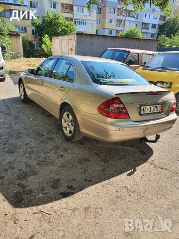 Mercedes-Benz E 200 CDI, снимка 12 - Автомобили и джипове - 55623792