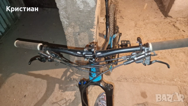 Планинско колело Giant Reign 27.5 М, снимка 10 - Велосипеди - 53993278