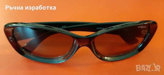 vogue като нови дамски слънчеви очила оригинал калъф  made in italy, снимка 3 - Слънчеви и диоптрични очила - 55501657