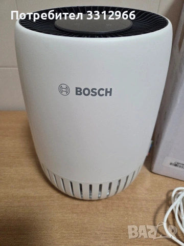 Пречиствател за въздух Bosch Air 1000 с компактен цилиндричен дизайн. , снимка 3 - Овлажнители и пречистватели за въздух - 54783705