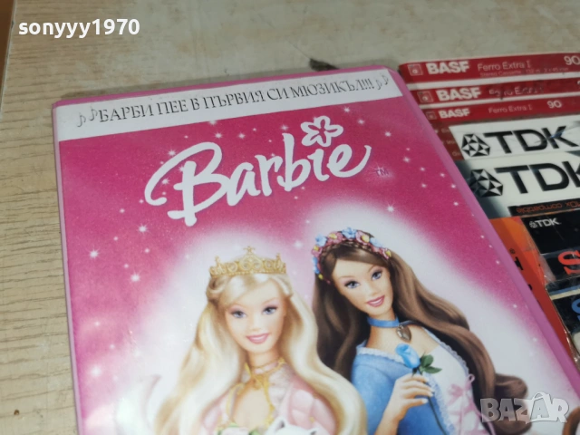 BARBIE-ORIGINAL VHS VIDEO TAPE 0405261933L1, снимка 4 - Други жанрове - 54414339