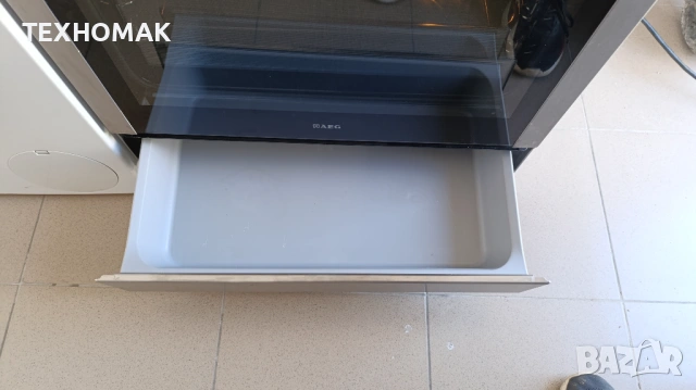 Свободностояща фурна AEG  с керамичен плот,  инокс широка 60 см. пуш бутони , снимка 11 - Печки, фурни - 54230522