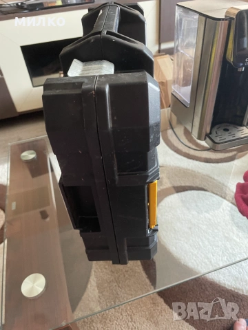 Куфар за инструменти DeWalt, снимка 5 - Куфари с инструменти - 55014179