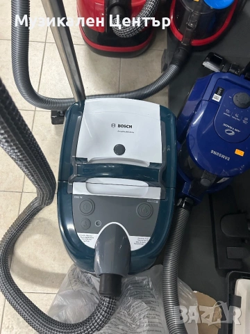Перяща прахосмукачка Bosch BWD421PRO 2100W, снимка 2 - Прахосмукачки - 54607893