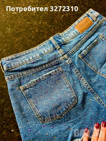 Дамски къси панталонки с камъчета Desigual, снимка 11 - Къси панталони и бермуди - 54356123