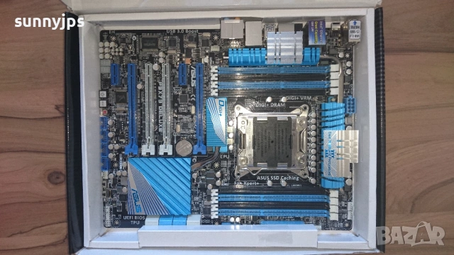 ASUS P9X79 Deluxe LGA2011 + Core i7-3930K + 32GB DDR3, снимка 4 - Дънни платки - 54371231