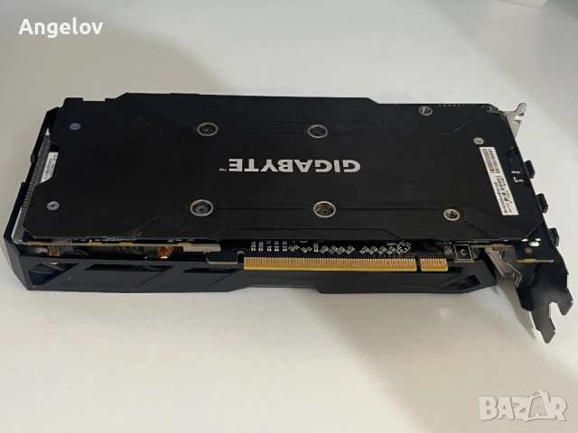 Видео карта Gigabyte RX 580 4GB Профилактирана, снимка 4 - Видеокарти - 54580853