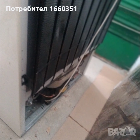 Хладилник SMEG, снимка 2 - Хладилници - 54239359