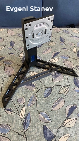 Настолна стойка LENOVO R27fc-30, снимка 4 - За дома - 55248508