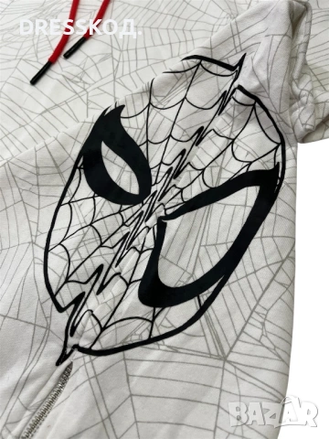 Marvel x SpiderMan оригинална мъжка тениска с качулка , L размер, снимка 4 - Тениски - 54587458