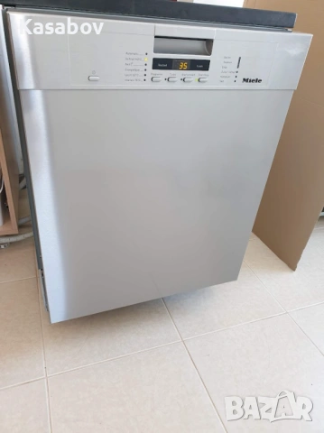 Инокс - Miele Съдомиялна - 14 Комплекта - Частично Вграждане - 60см