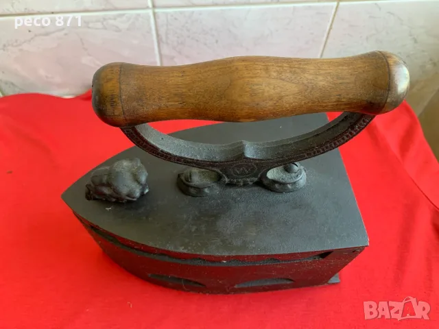 "Вулканъ" Варна Стара ютия на жар Лъвска глава, снимка 2 - Антикварни и старинни предмети - 55658355
