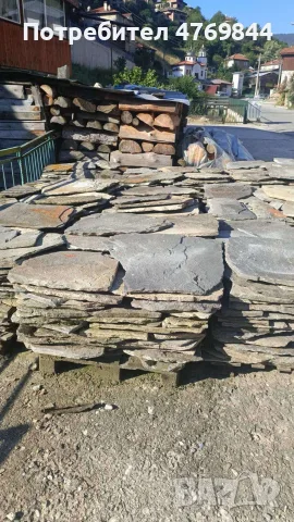 Продават се тикли