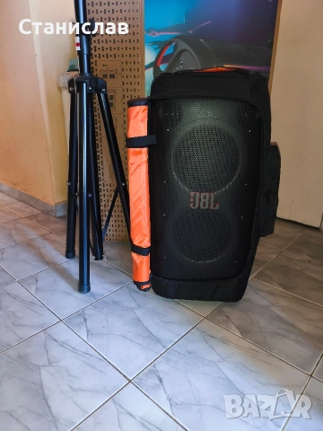 JBL Partybox 320, снимка 11 - Тонколони - 54428865