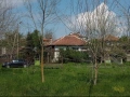 Продавам КЪЩА С ДВОР в с. Велика., снимка 1
