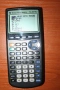 Продавам графичен калкулатор Texas Instruments TI-83 Plus, снимка 1