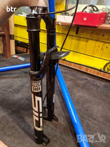RockShox SID SL Ultimate Race Day 2 2P DebonAir Boost Rem. 29", снимка 3 - Части за велосипеди - 54608322