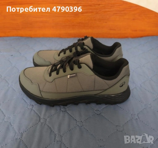 туристически обувки 