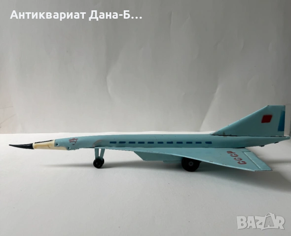 Рядък ретро метален самолет Ту-144 (Конкорд) – СССР, Колекционерска играчка, снимка 2 - Колекции - 54237832