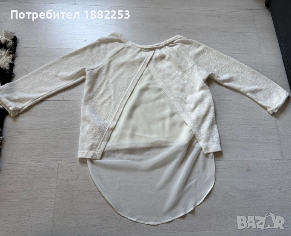Пуловер Bershka (S), снимка 3 - Блузи с дълъг ръкав и пуловери - 55016044