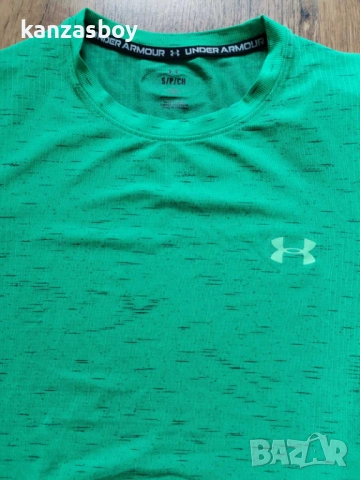 Under Armour - страхотна мъжка тениска КАТО НОВА M, снимка 3 - Тениски - 54430093