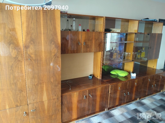 Подарявам гардероб и холна секция , снимка 6 - Гардероби - 54790991