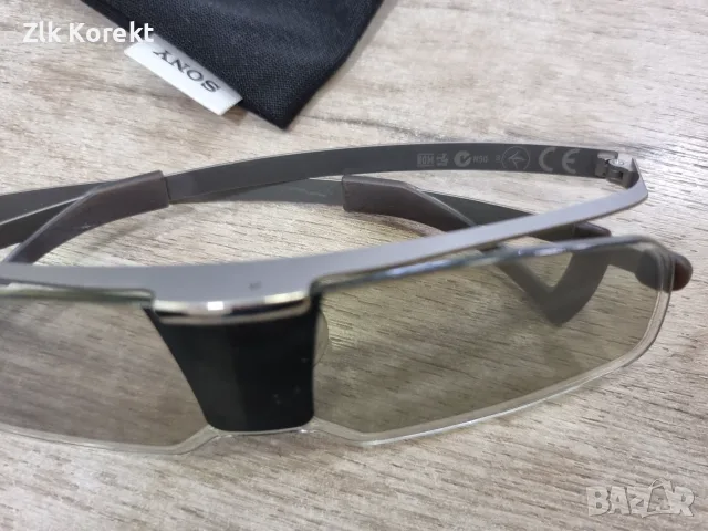 3D очила Sony TDG-BR750 с титаниева рамка, снимка 3 - Стойки, 3D очила, аксесоари - 55466093