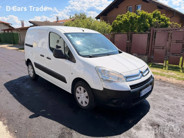 Citroen Berlingo 1.6 бензин 90кс 2010г сервизна книжка, снимка 2 - Автомобили и джипове - 54462723