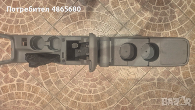 Подлакътник за Subaru Forester Sg 02-08, снимка 3 - Части - 55017096
