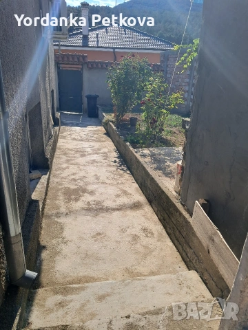 продавам къща клуцохор Сливен , снимка 2 - Къщи - 53981158