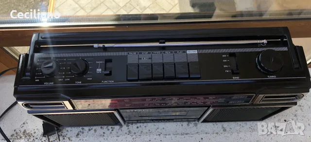SANYO M 9703K
Много запазен за годините си,като Нов радиокасетофон!, снимка 5 - Радиокасетофони, транзистори - 55430154