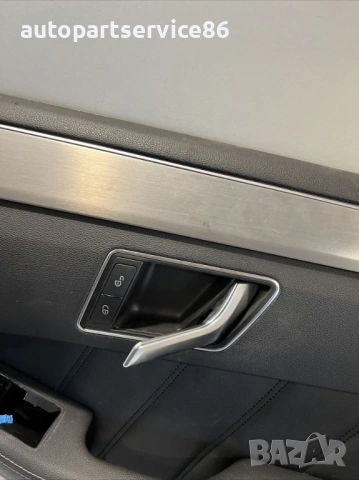 Врати панел преден десен черна кожа за Mercedes W212 (2012) A2127201822 , снимка 2 - Части - 54134282