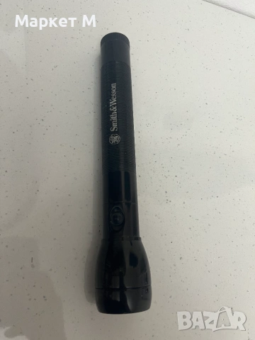 Метален фенер Smith & Wesson