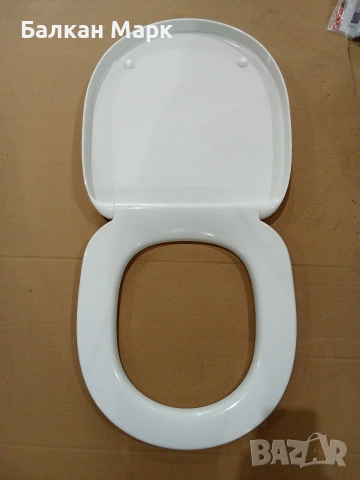 Тоалетна седалка Ideal Standard Connect Space (E129001), снимка 2 - Други стоки за дома - 54484699