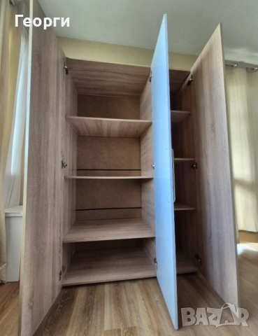 Трикрилен гардероб , снимка 3 - Гардероби - 54700446