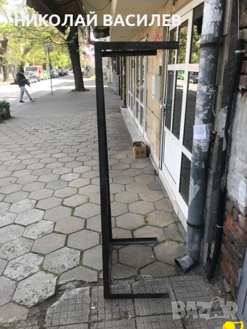 Питай налично ли е   /  Метално  единично  здраво  /  легло  / 172/47/68  .  Закачалка  за  стена. , снимка 9 - Спални и легла - 54109251