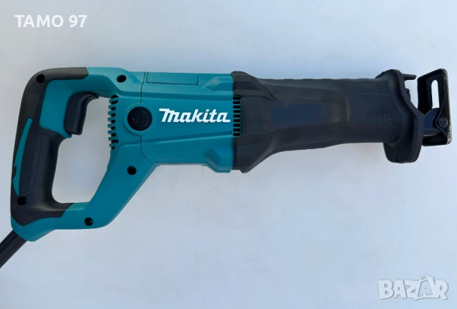 Makita JR3051T - Електрически саблен трион 1200W 2025г неразличим от нов!, снимка 4 - Триони и циркуляри - 54483622