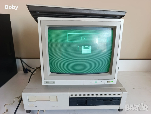 Рядък Колекционерски Компютър Philips P2016-2 (1984) – Работещ, Dual CPU!, снимка 5 - За дома - 54496650
