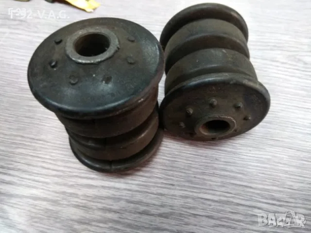 291511171C**NEU**VAG**VW LT  LT 28-55 **Втулка, ресор Задна  ( 14мм)**05.1975-07.1997 