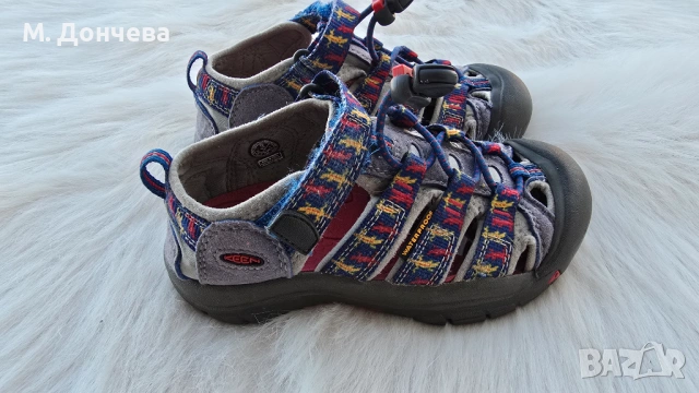 Детски сандали KEEN №30, снимка 5 - Детски сандали и чехли - 54861908