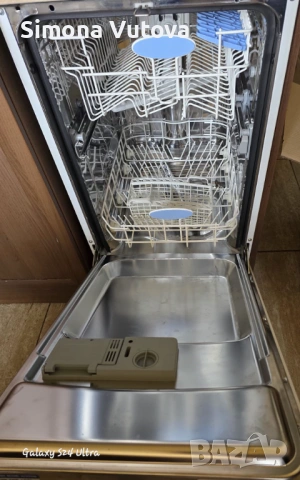 Миялна машина Indesit, снимка 2 - Съдомиялни - 54700827