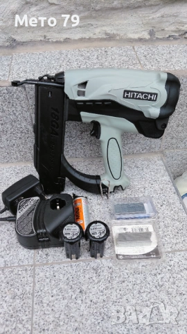 HITACHI NT 50GS GAS Акумулаторен такер с газ, снимка 2 - Други инструменти - 54484138