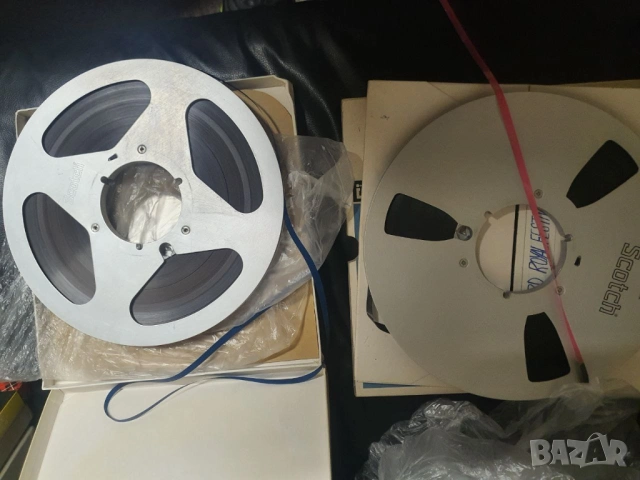 Алуминиеви ролки с лента Scotch  Ролката с трите отвора 60 € Ролката с четирите отвора 40 € 26,55см.